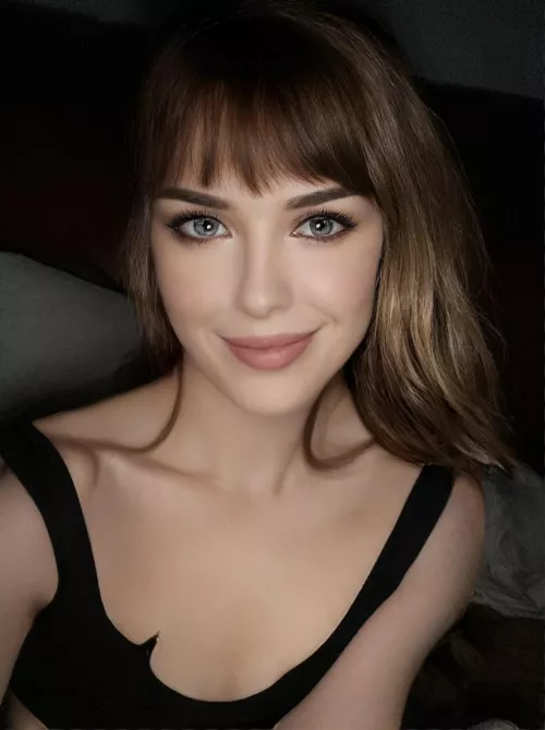 Playing dress up is fun😏