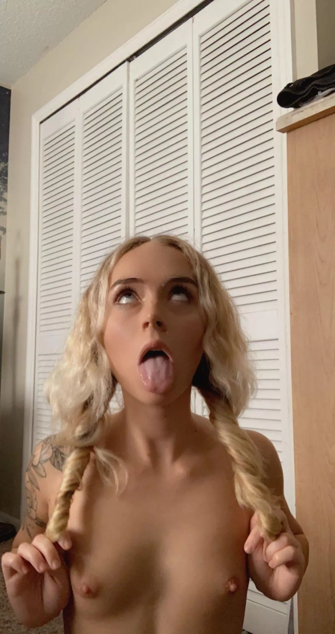 Please cum on my face daddy