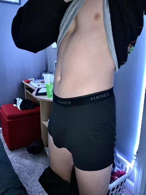 Pls dm me I’m so bored