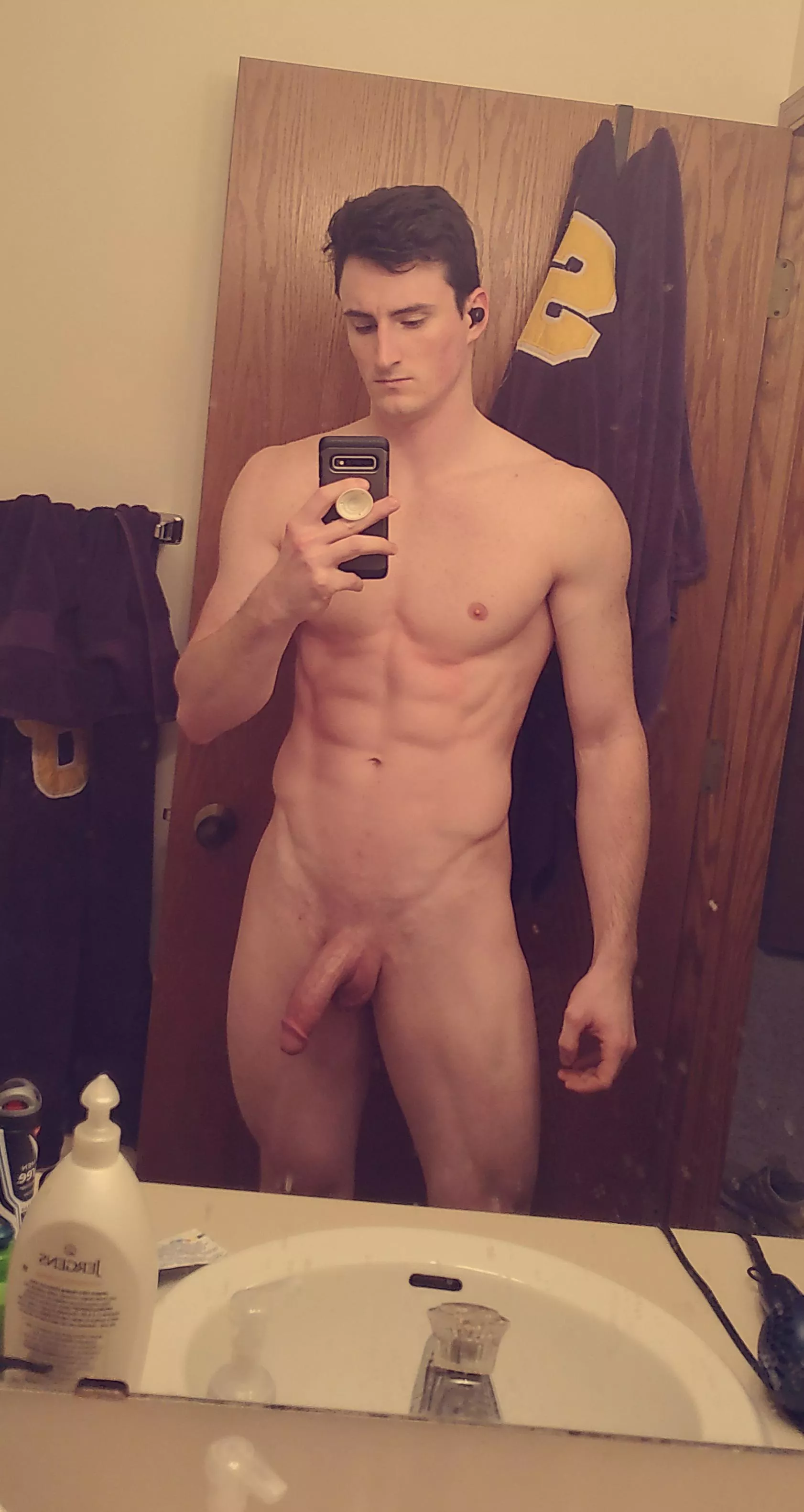 Posting the full pic this time Posting the full pic this time