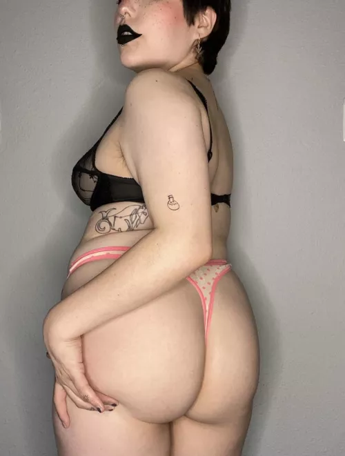 praise to natural body hair <3