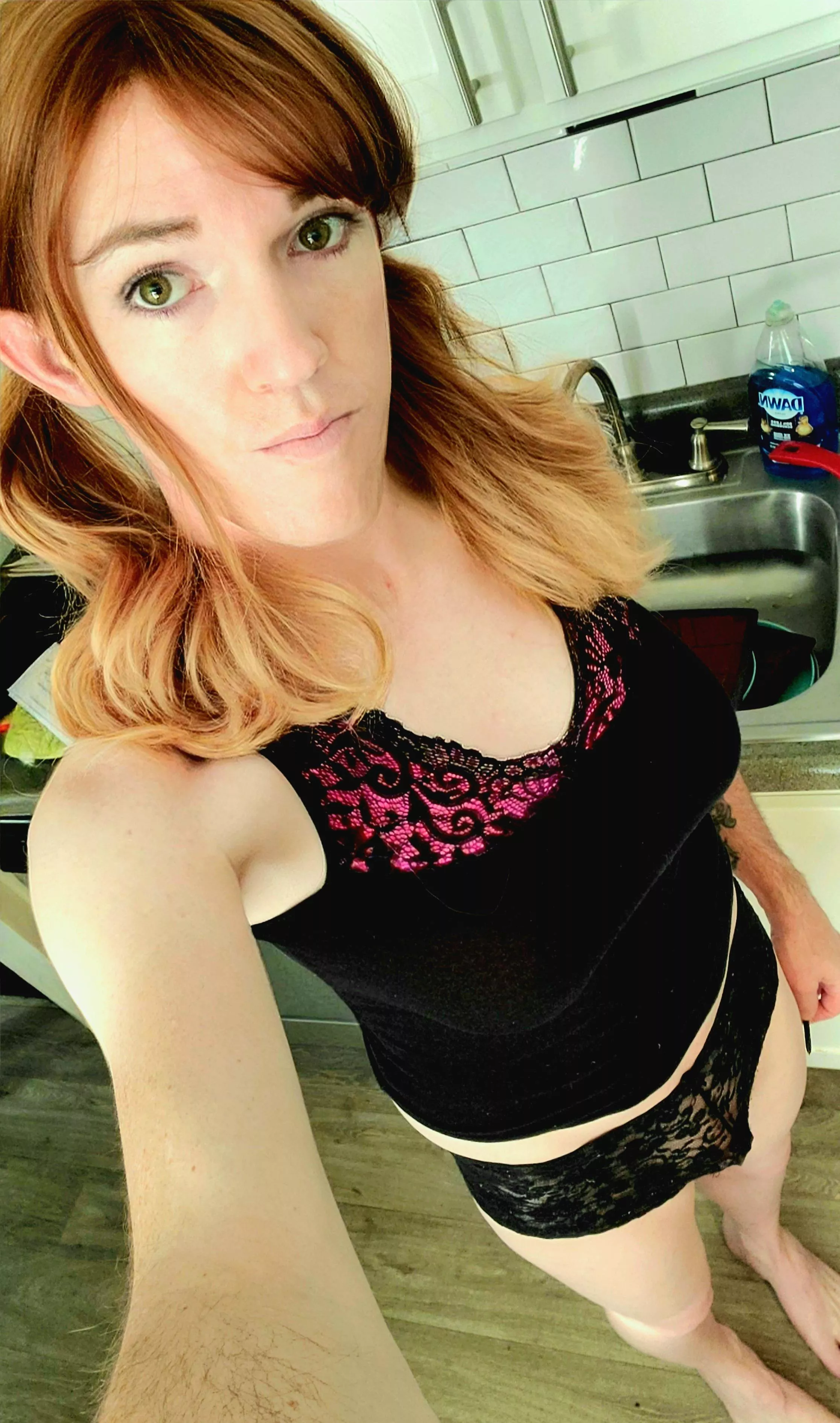 Proposition: I get to run around the house with no pants on. You get to watch me wash dishes 💋