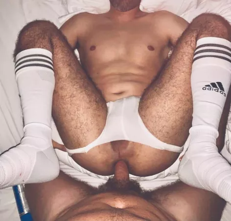 Pumping raw loads! 💦