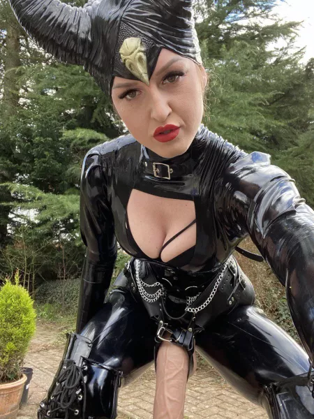 Quick selfie mid photoshoot 📸