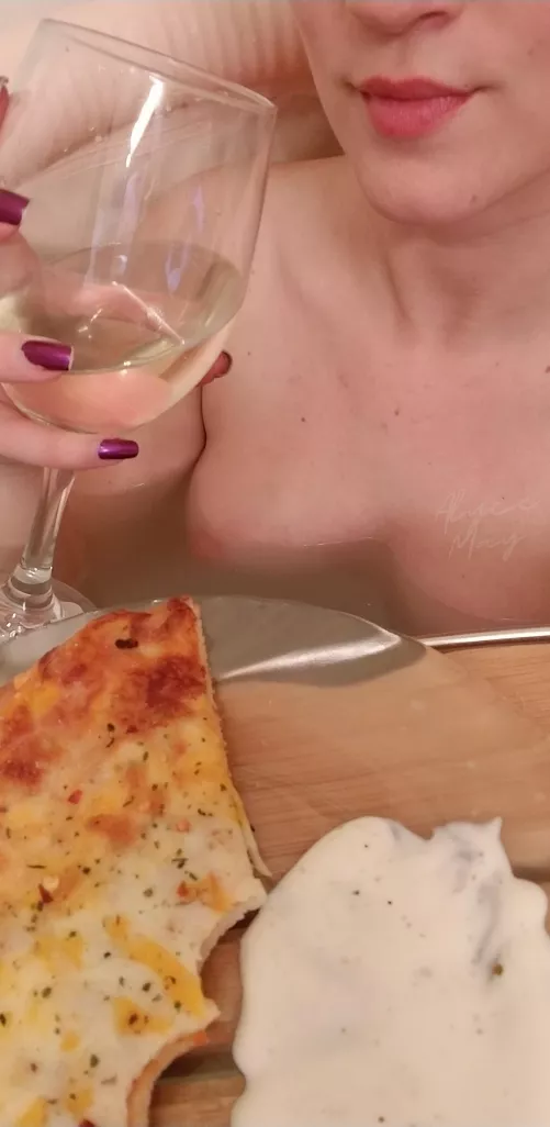 Relaxing night :D <3