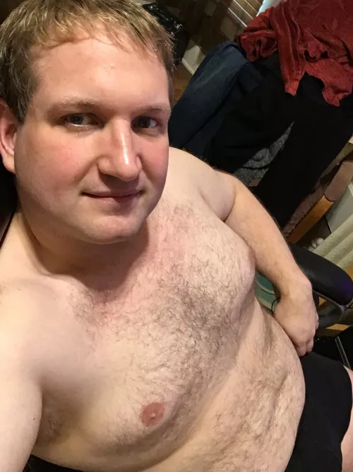 Relaxing on my day off. ☺️