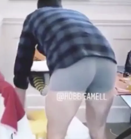 Robbie Amell Robbie Amell