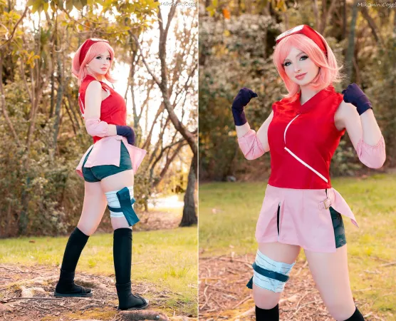 Sakura and her booty shorts (By Mikomin) Sakura and her booty shorts (By Mikomin)