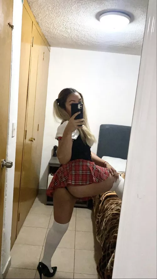 Schoolgirl 🤓