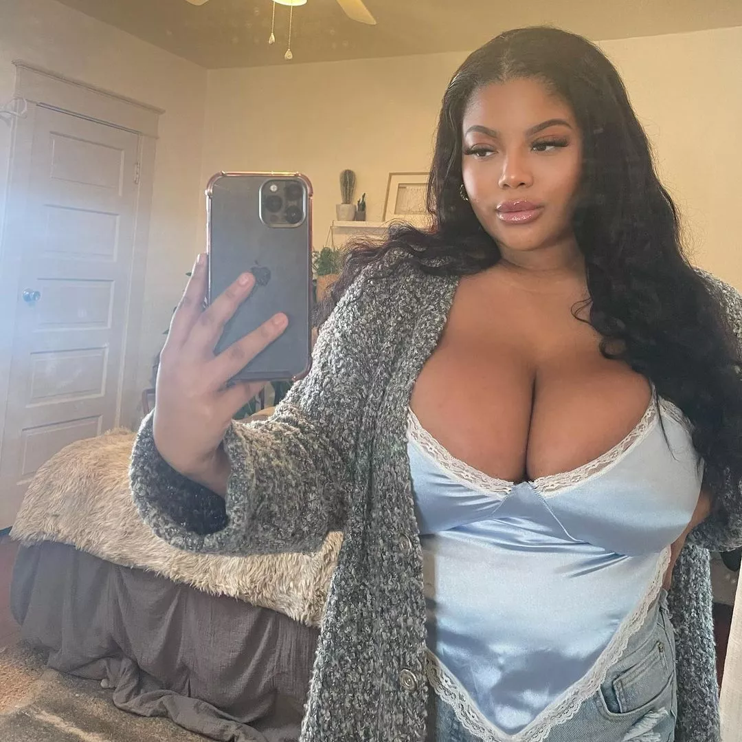 Selfie in silk