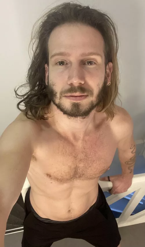 Selfies before showers