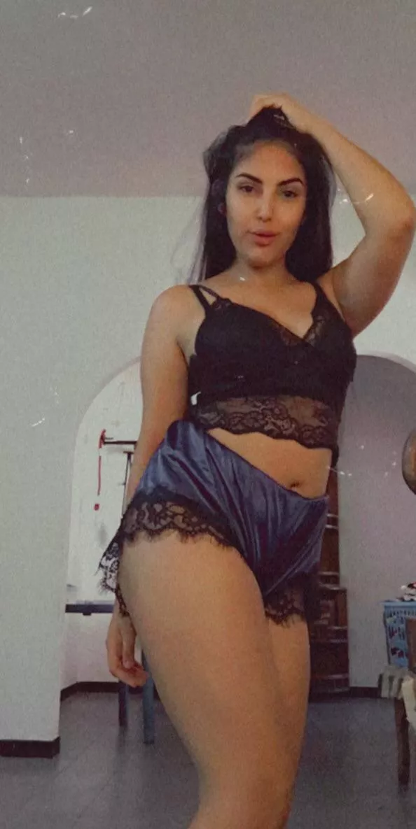 [SELLING] Ready to play with you 💘 ✨AVAILABLE FOR ALL SERVICES✨ sexting Anal 👁️ GFE 👥 PICS 📸 Fetish friendly🤭 If you are a buyer Kik me Vane.moncada25 📲 Snapchat Vanessa_mon25✨ CASHAPP | PAYPAL | BITCOIN | PAYONEER