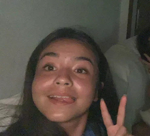 Send her dick pics her Instagram is : panpanopa