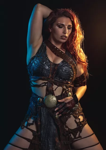 Shieldmaiden inspired! Outfit made by me 🤘🖤🤘photo by Jonn Jaxxon