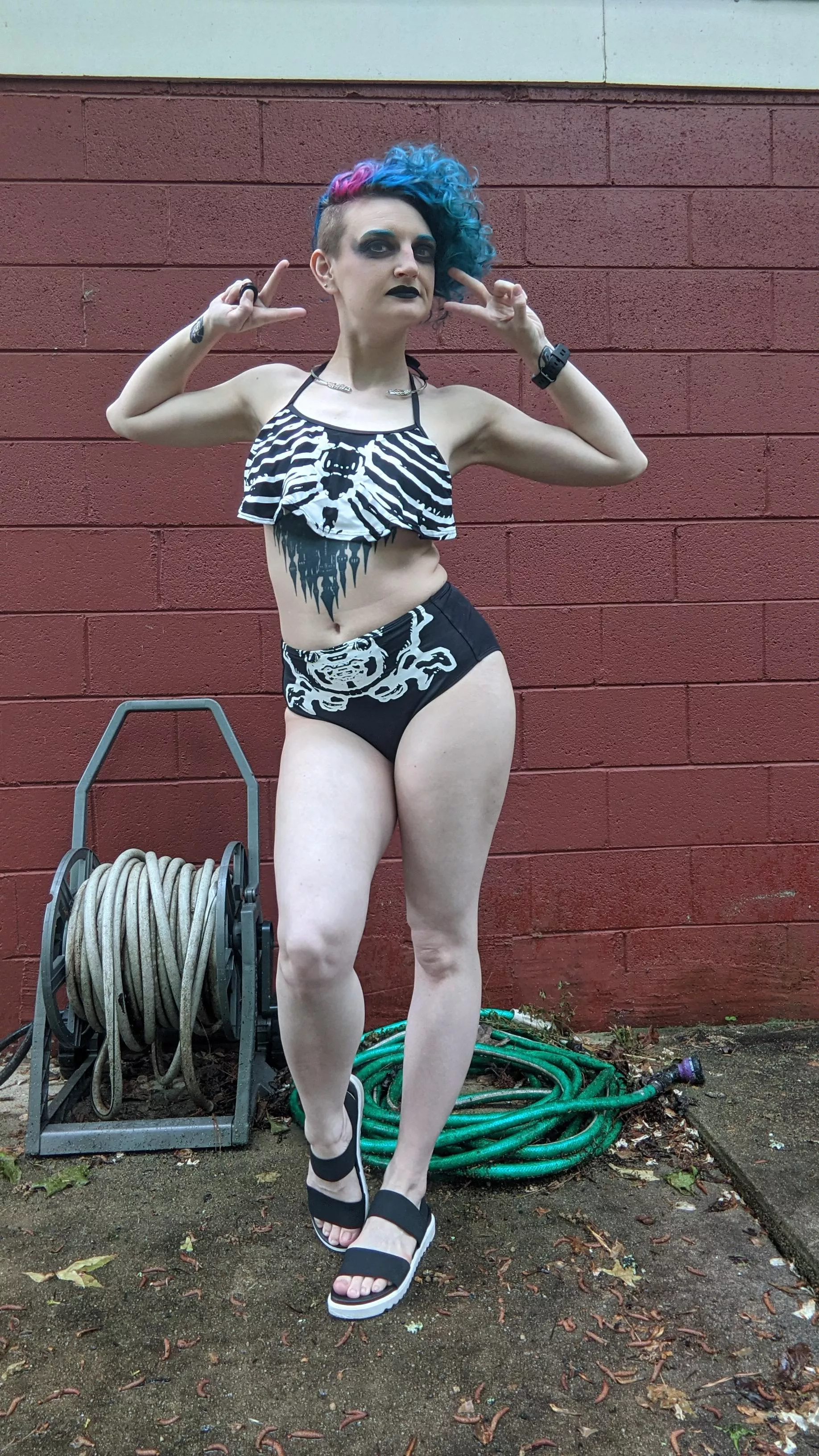 Skeleton print 💖