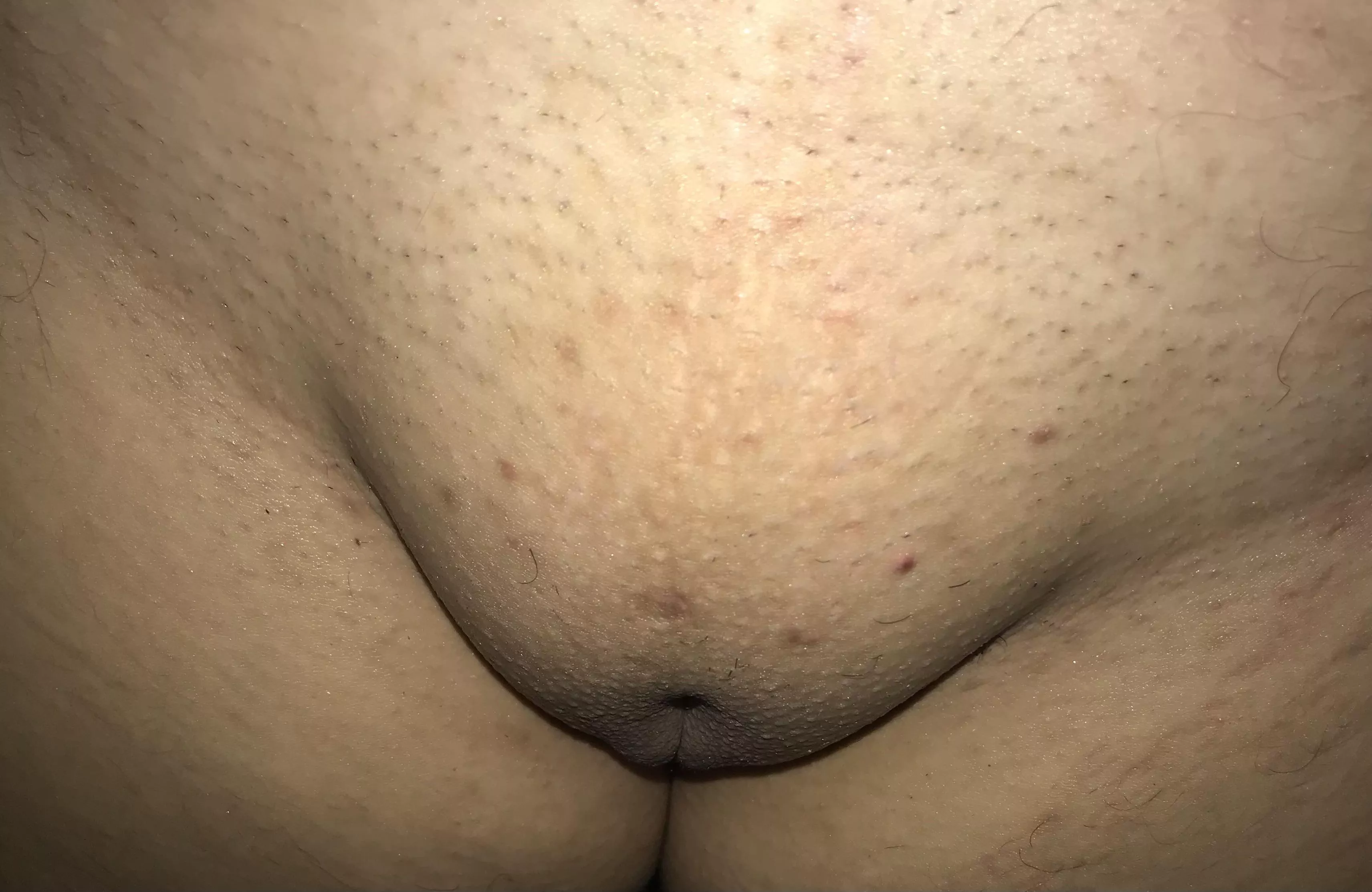 slap my fat pussy watch it jiggle 🥺