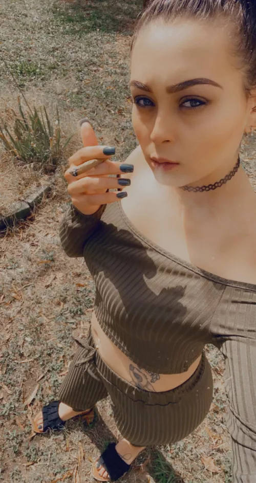 Smoke weed everyday 💨