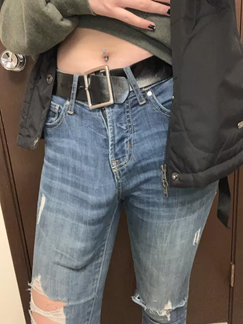 so big my jeans don’t fit right😜