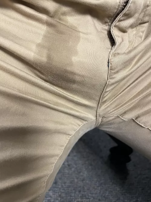 So horny at work my pre soaked through my pants… hope no one notices!! Someone come help me clean up!
