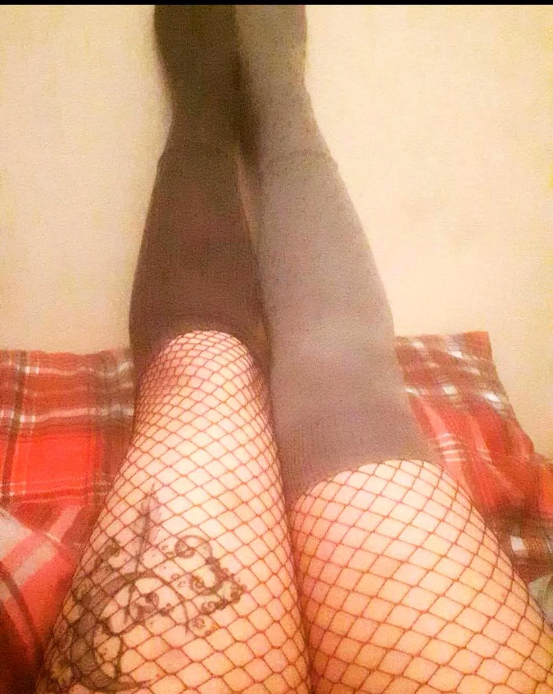 Socky sockys. Is it weird they're different colours and lengths? I think they look cute... Especially with fishnets 🥺