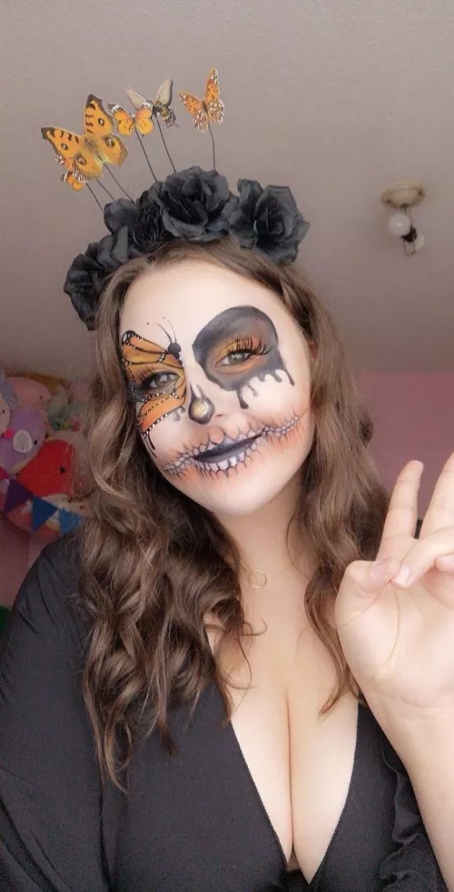 spooky princess vibes for halloween 👻 🦋💀