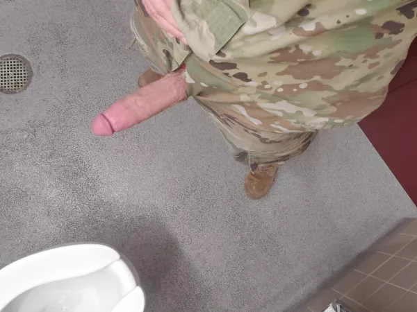 Standing at attention 😏