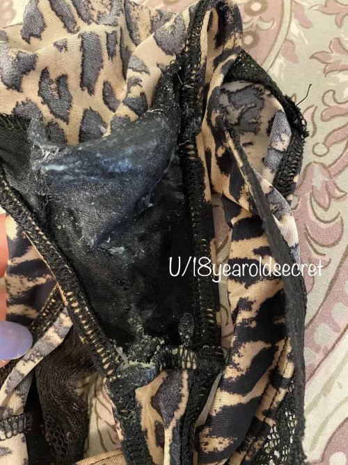 Stuffed these deep and pulled out cream 😈💦💓 [f]