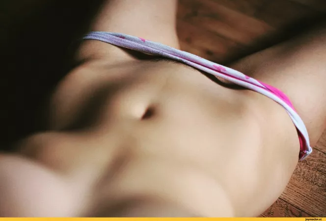 Such a Kissable Belly