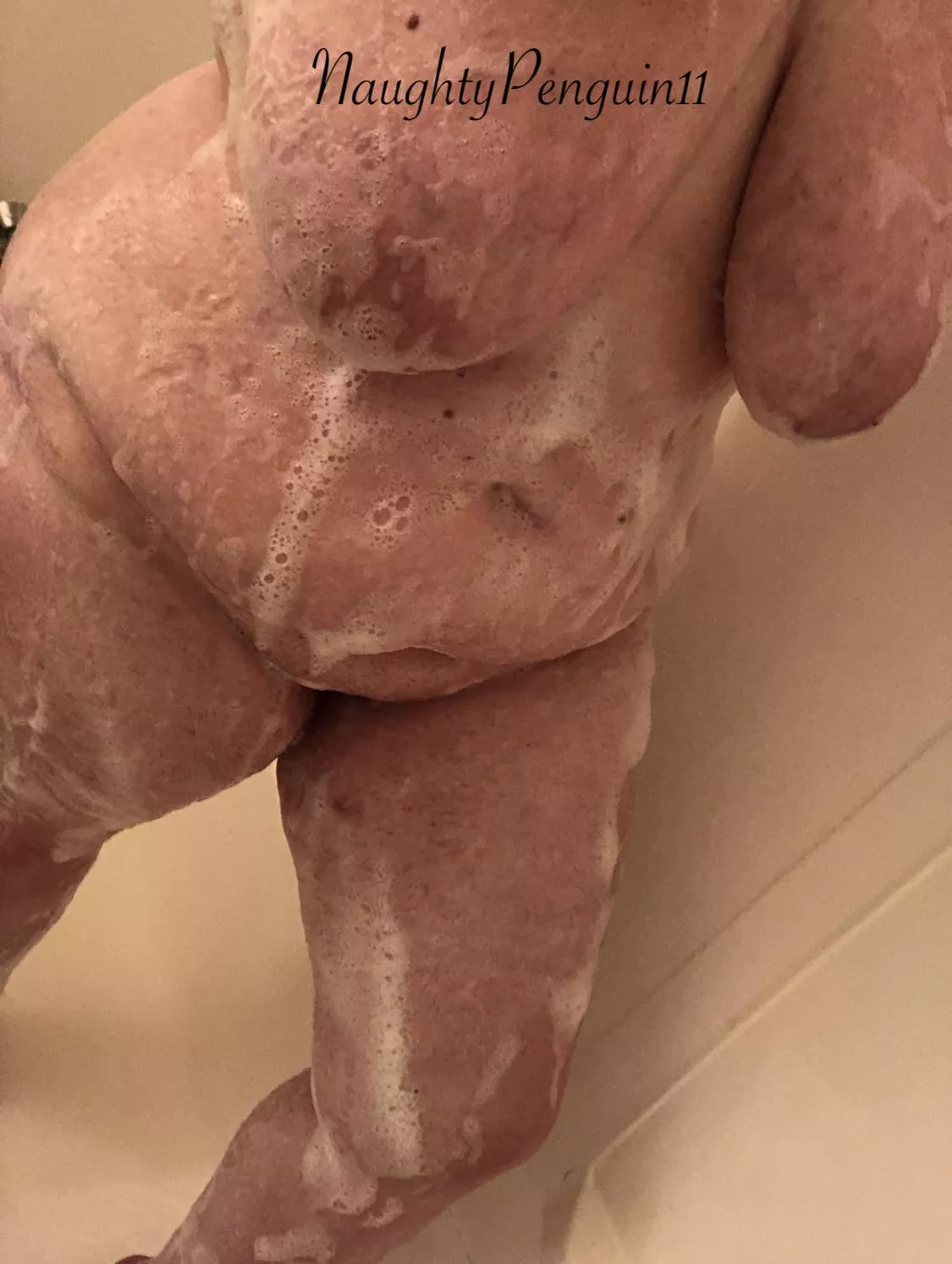 Sudsy Titties 🧼
