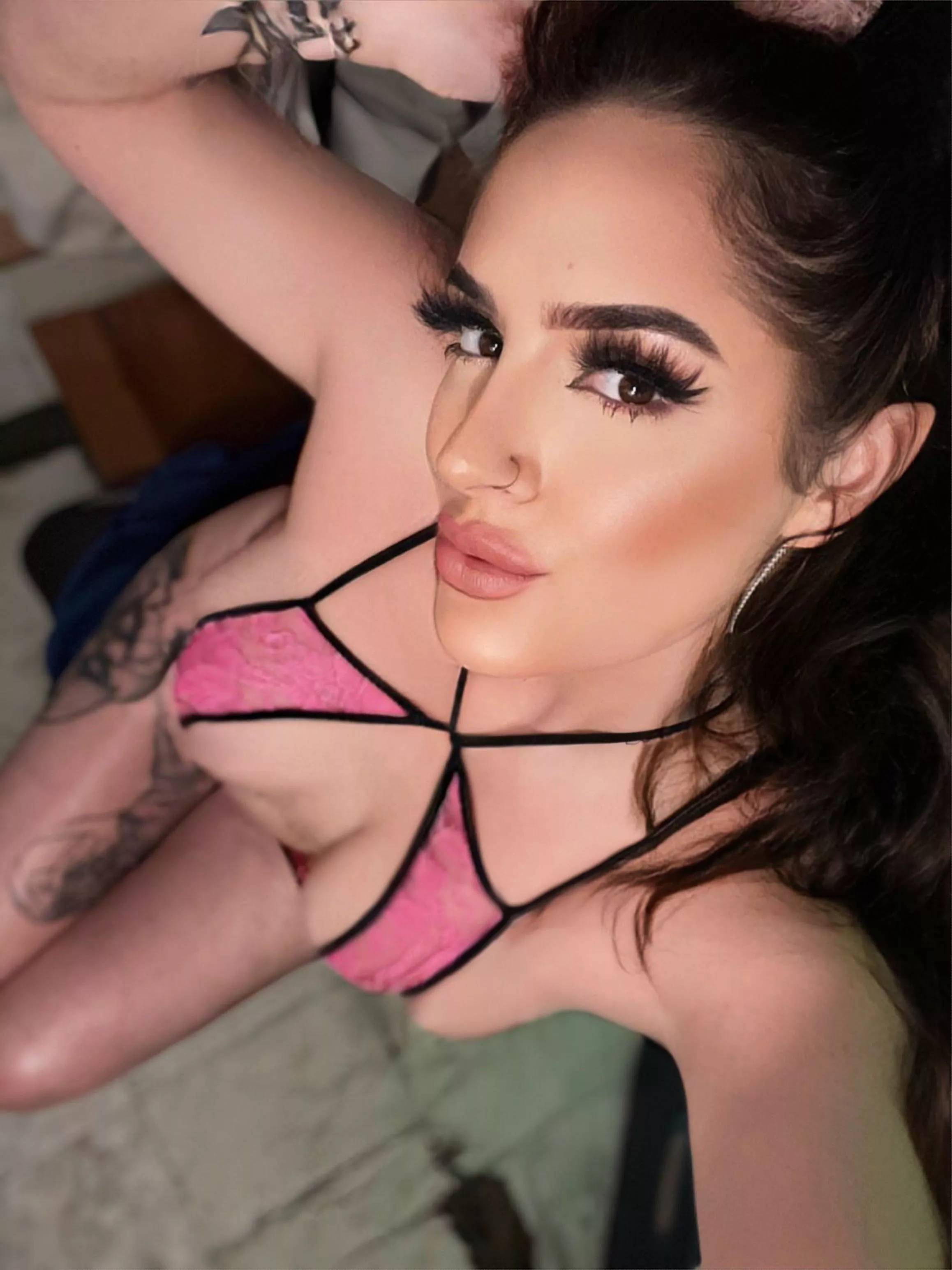 @sunshynebarista 2 more hours! Lemme help satisfy those weekend cravings and come have some fun with me πππ@paradiseespresso in Monroe until 8 pmπ΄ 19090 US-2 Monroe WA @sunshynebarista 2 more hours! Lemme help satisfy those weekend cravings and come have some fun with me πππ@paradiseespresso in Monroe until 8 pmπ΄ 19090 US-2 Monroe WA