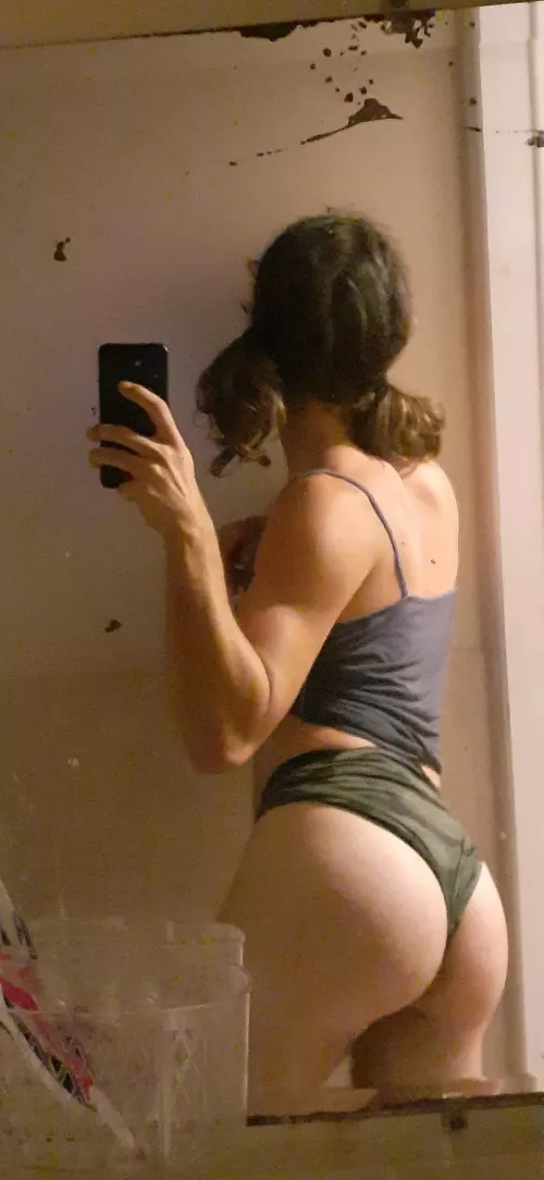 Take me shopping and dress me up and make me your gf 🥺