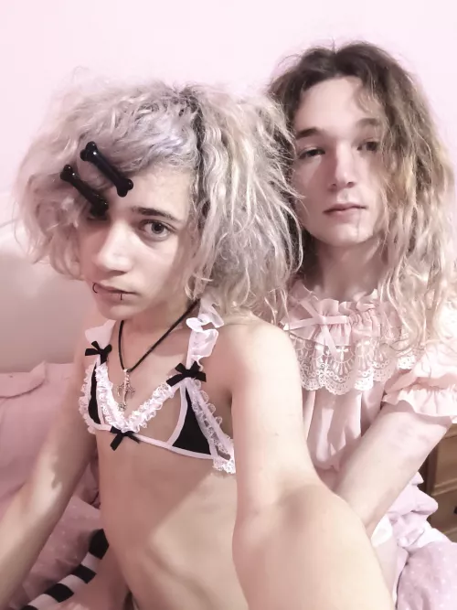 thanks for all the love on my last post, here’s me and the boyf again ♡