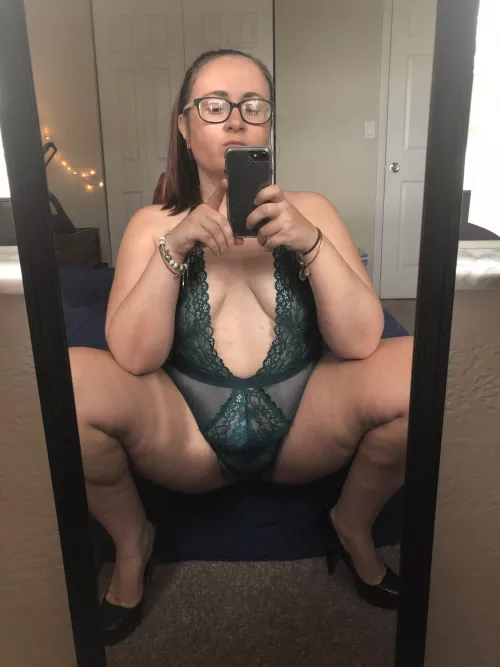 That inner thigh cellulite 🖤