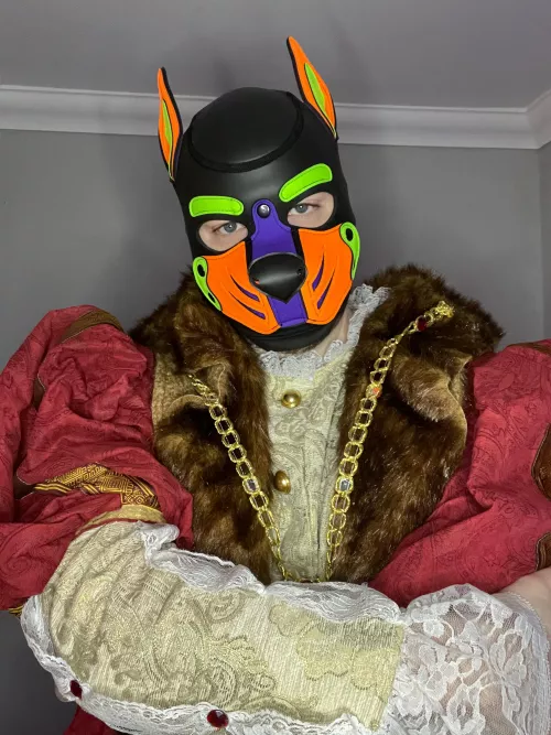 That’s your majesty to you pup. Now kneel. 👑 insta in bio