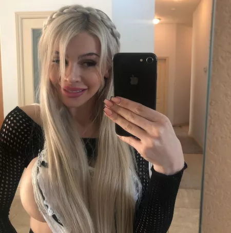 The sideboob is strong