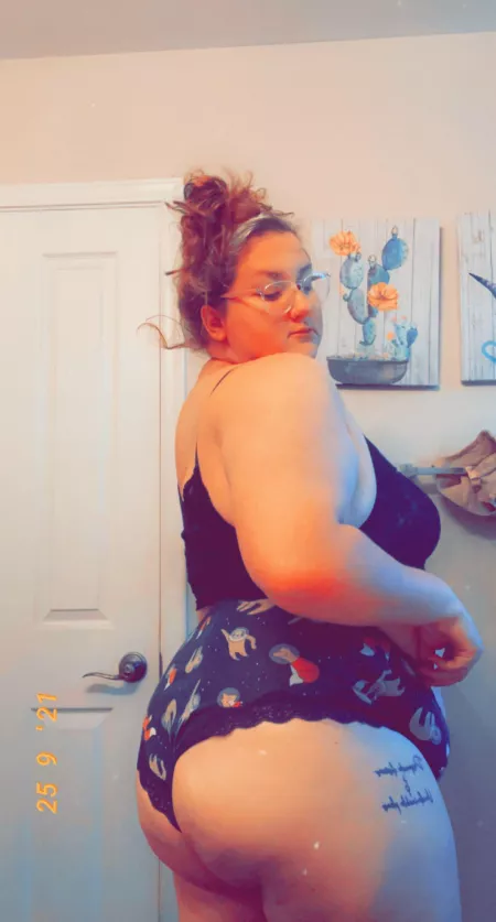 The type to suck you dry then eat some lunch with you