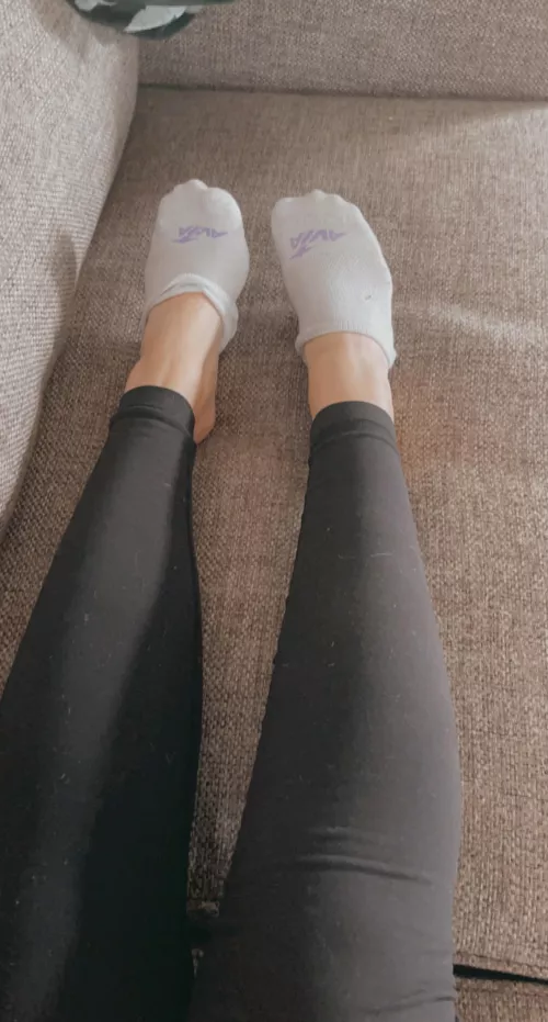 These cute socks would look better in your bed 😋