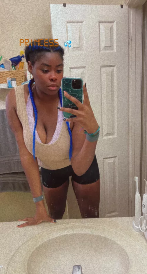 they’re pink n brown n plump… just like something else :)