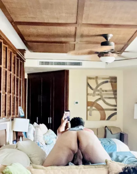 🍑🍑 Thick Ass Bttm