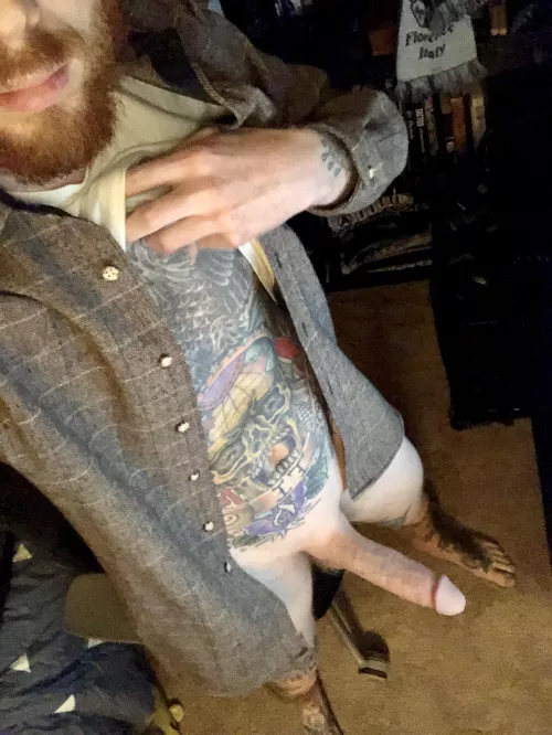 This big dick gets me in trouble🥴