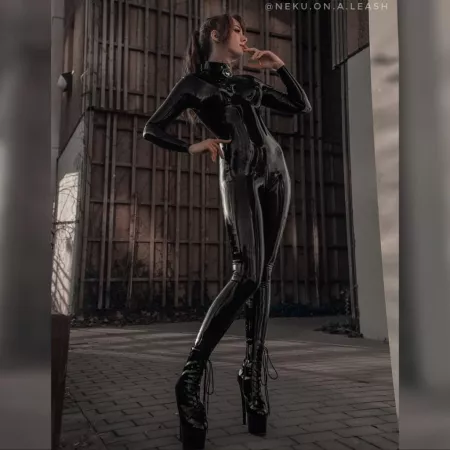 This is my second time ever, wearing latex out in public 🙈 Photo by @mai.captures