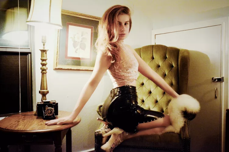 This skirt sadly ripped a few months ago and I still think about it sometimes 😔