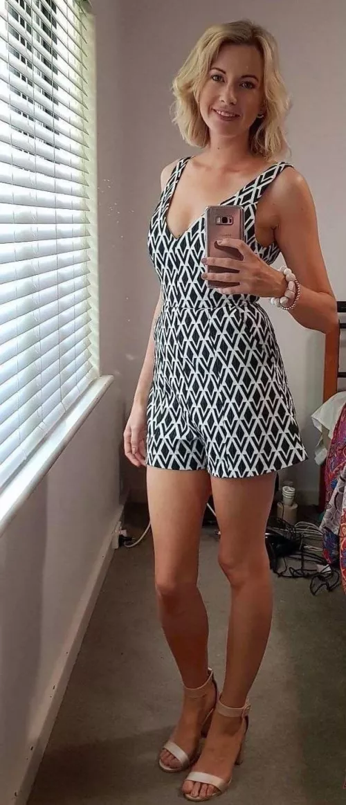 Thoughts? By popular demand! Full body shot of the wife. What do you want to see?