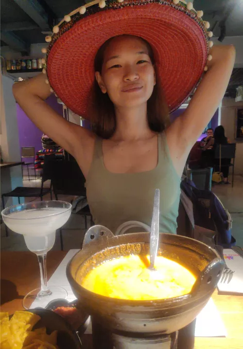 Tickypose (Thai Korean)