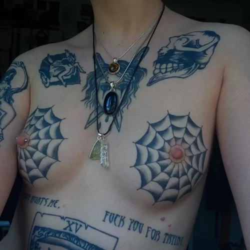 Tidddiies! Tidddiies!