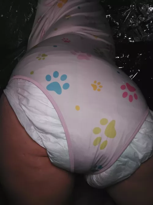 Time for morning changies!! Help pease? 😋