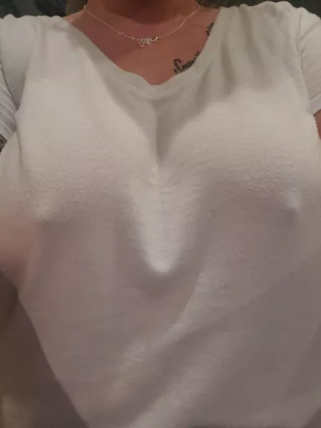 Titty Tuesday 🖤🖤