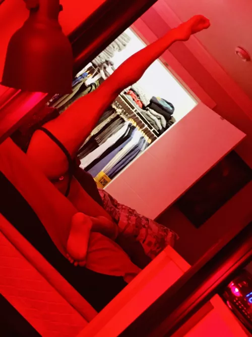 To the 3 guys that upvote this out of the est. 678 that view it, thank you 😘