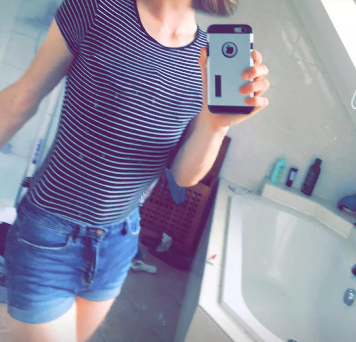 Today I told my sister that I’m a crossdresser. She immediately gave me some of her clothes and we had an allout lady day. I’m so happy I can share this with her now. And I’m incredibly happy that she accept me as her sister❤️ Today I told my sister that I’m a crossdresser. She immediately gave me some of her clothes and we had an allout lady day. I’m so happy I can share this with her now. And I’m incredibly happy that she accept me as her sister❤️