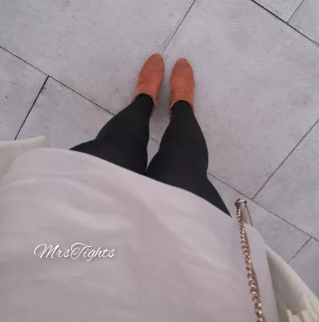 Today's tights and boots ❤️